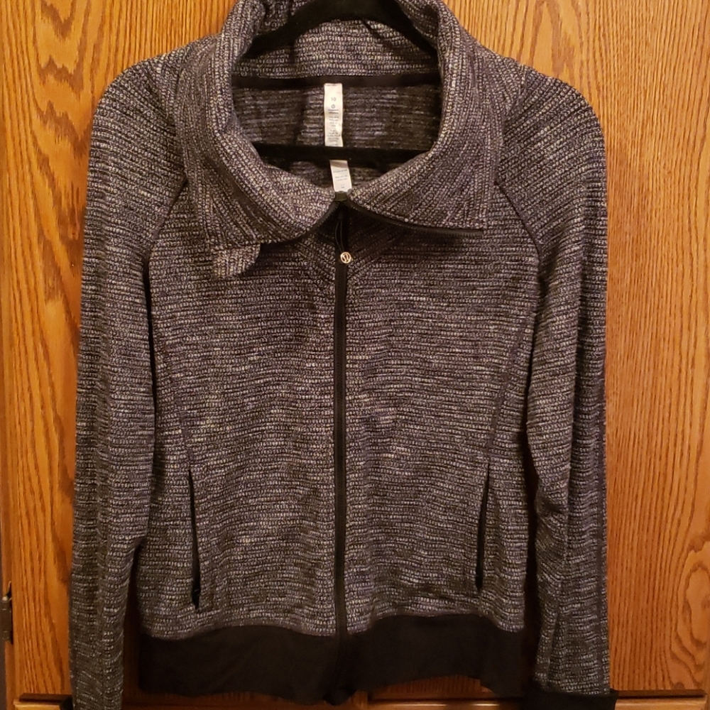 Lulemon BE PRESENT JACKET